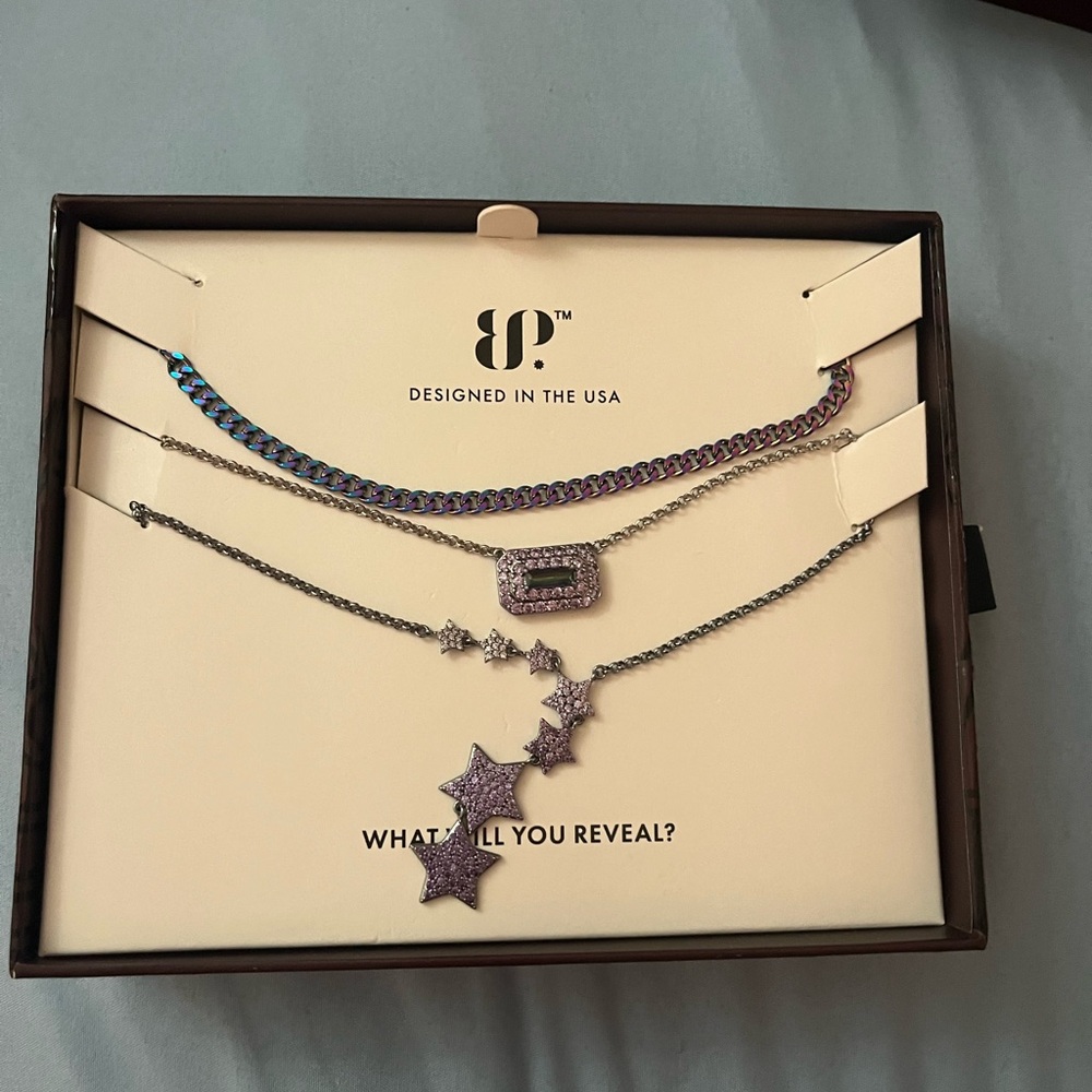 BP luxe layers 2023 She’s out of this world Silver and Purple Star Necklace Set